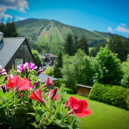 Hotel Friuli Harrachov Exterior foto